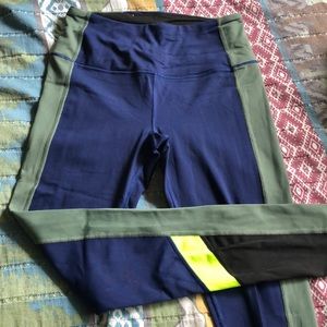 Victoria Sport Colorblock Leggings